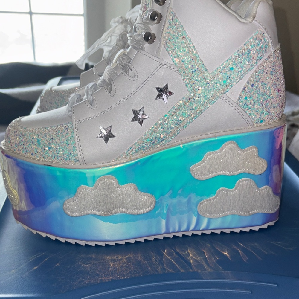 YRU size 9 but fits like an 8 Iridescent Platform Sneakers with Glitter Stars